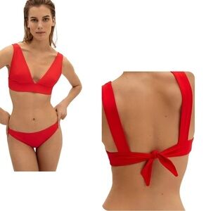 Everlane The Triangle Bikini Top in Bright Red NWT